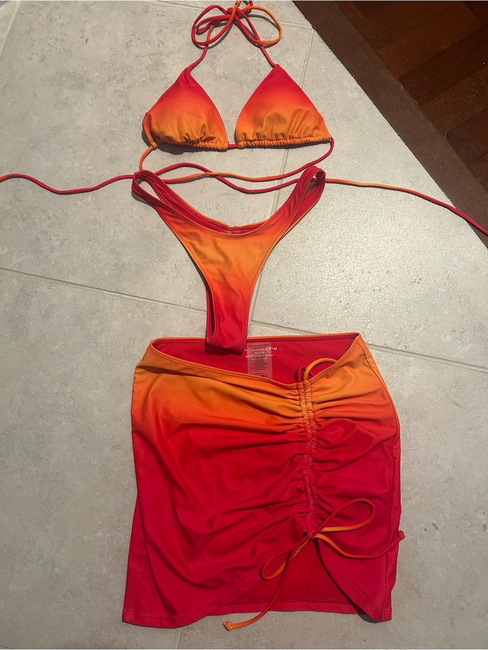 White fox Two-Piece Gradient Bikini Set with Matching Ruched Skirt